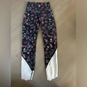 Lululemon Leggings Size 2 Multicolored